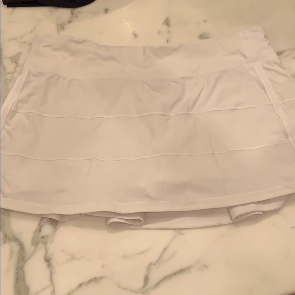 Lululemon White Tennis skirt
